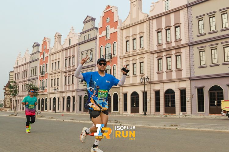 Race photo from ISOPlus Run 2024 Jakarta