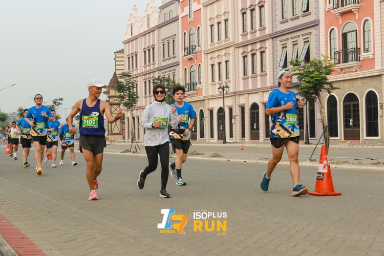 Race photo from ISOPlus Run 2024 Jakarta