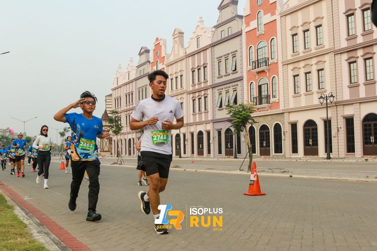 Race photo from ISOPlus Run 2024 Jakarta