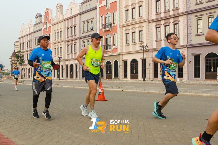 Race photo from ISOPlus Run 2024 Jakarta