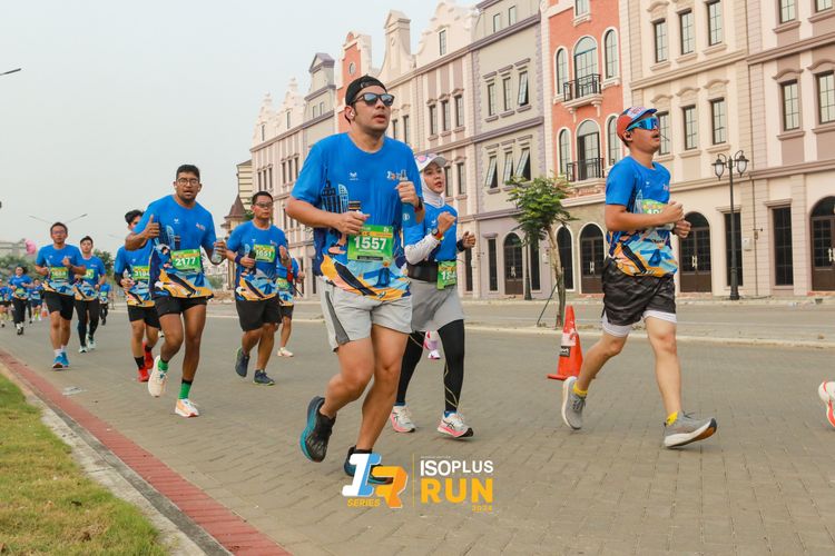Race photo from ISOPlus Run 2024 Jakarta