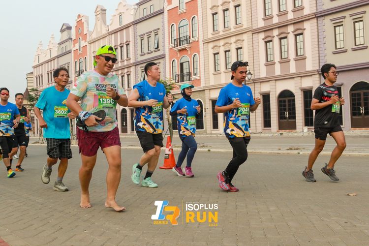 Race photo from ISOPlus Run 2024 Jakarta