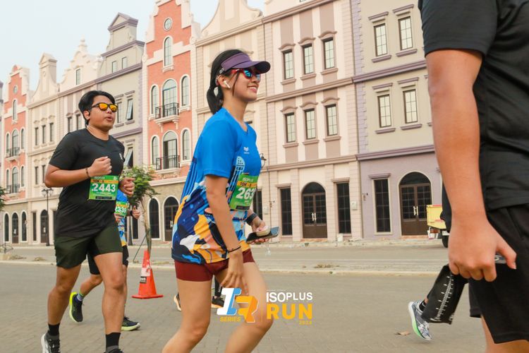 Race photo from ISOPlus Run 2024 Jakarta