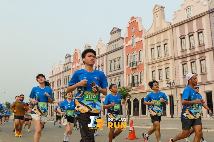 Race photo from ISOPlus Run 2024 Jakarta
