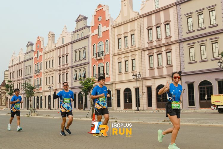 Race photo from ISOPlus Run 2024 Jakarta