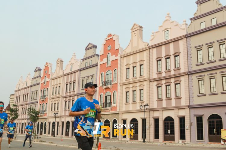 Race photo from ISOPlus Run 2024 Jakarta
