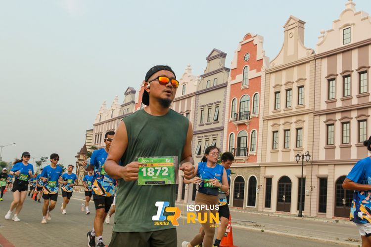 Race photo from ISOPlus Run 2024 Jakarta