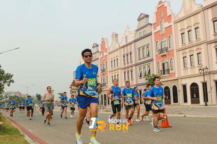 Race photo from ISOPlus Run 2024 Jakarta