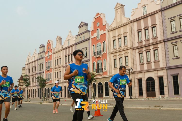 Race photo from ISOPlus Run 2024 Jakarta