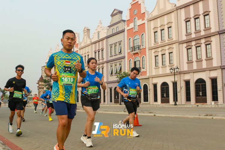 Race photo from ISOPlus Run 2024 Jakarta