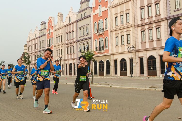 Race photo from ISOPlus Run 2024 Jakarta