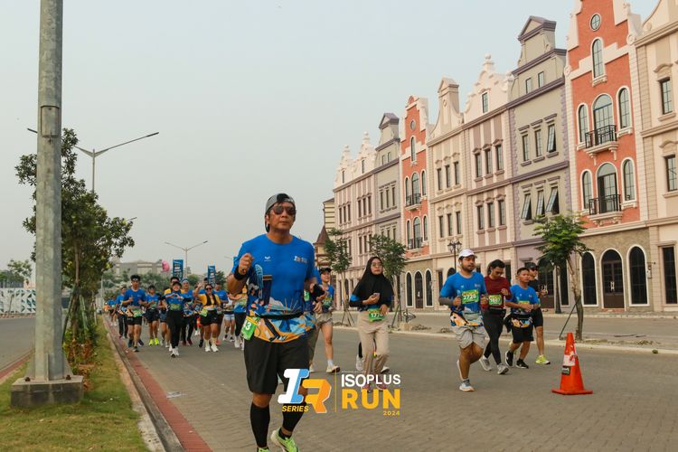 Race photo from ISOPlus Run 2024 Jakarta