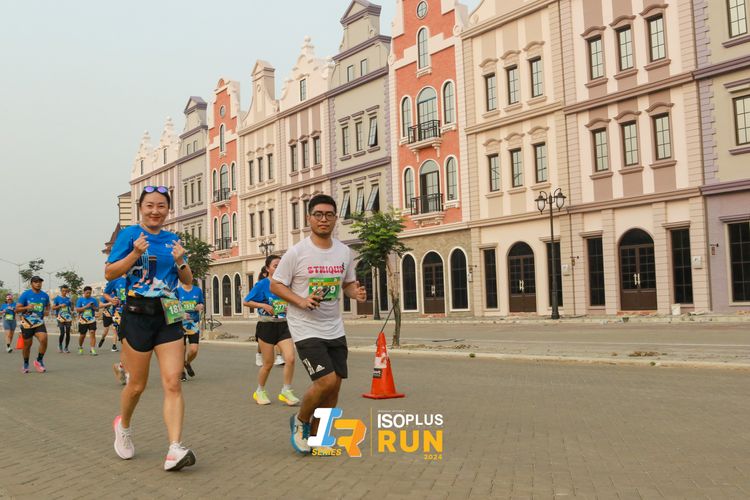 Race photo from ISOPlus Run 2024 Jakarta