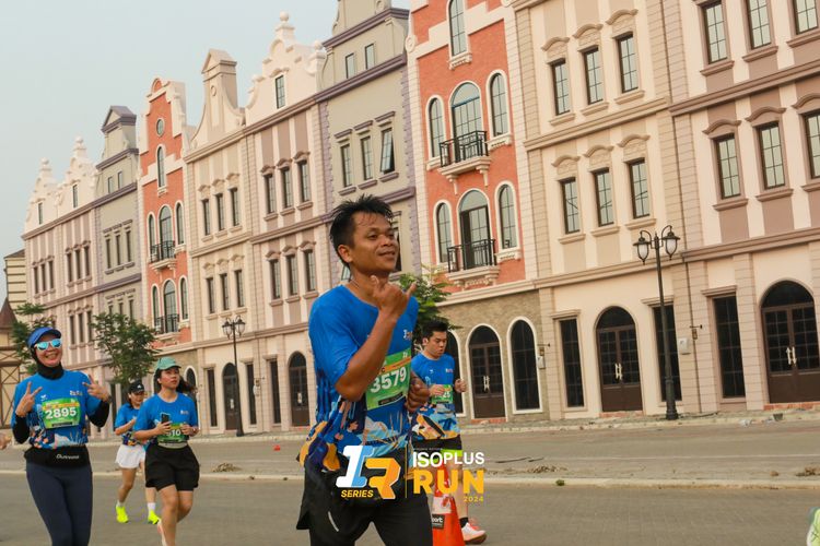 Race photo from ISOPlus Run 2024 Jakarta