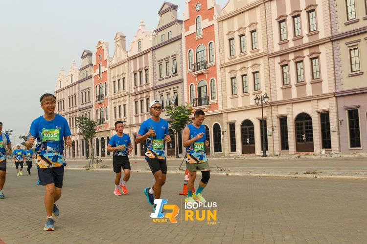 Race photo from ISOPlus Run 2024 Jakarta