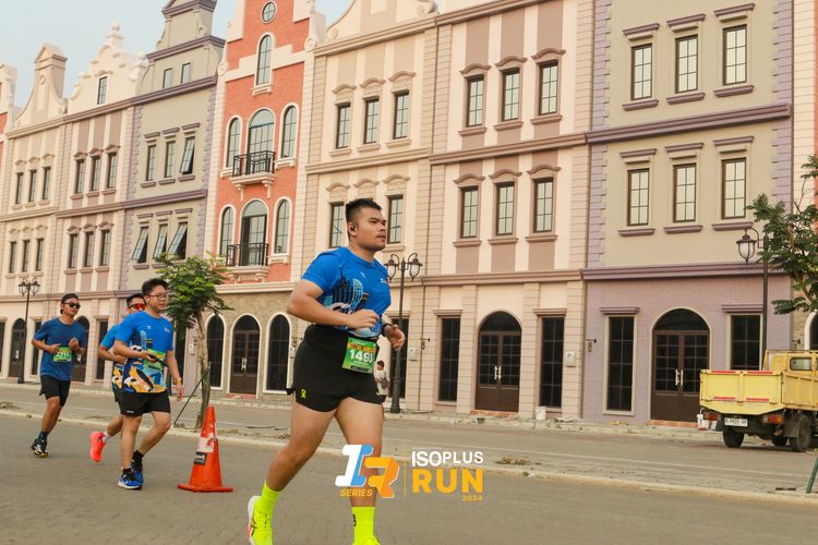 Race photo from ISOPlus Run 2024 Jakarta