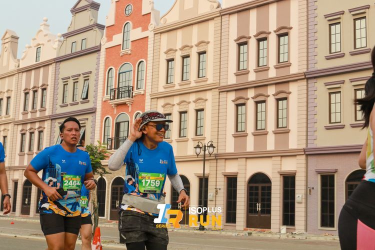 Race photo from ISOPlus Run 2024 Jakarta