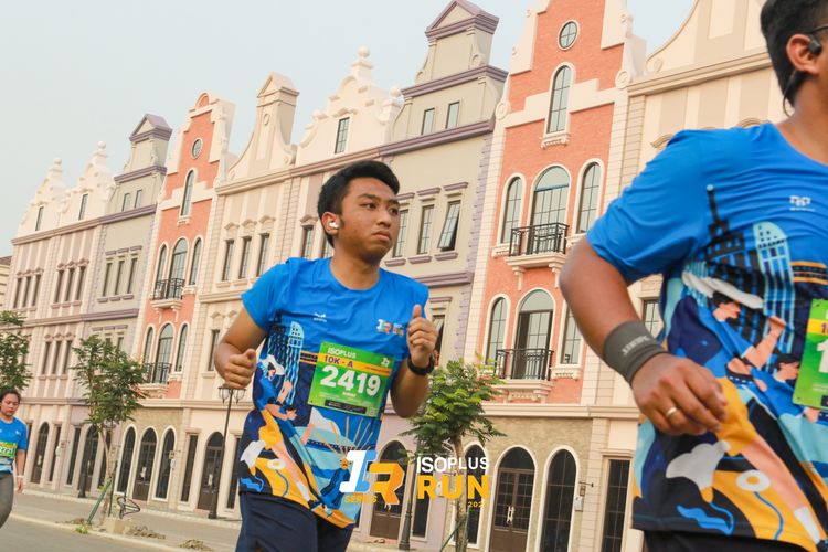 Race photo from ISOPlus Run 2024 Jakarta