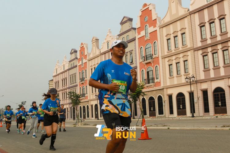 Race photo from ISOPlus Run 2024 Jakarta