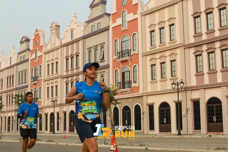 Race photo from ISOPlus Run 2024 Jakarta