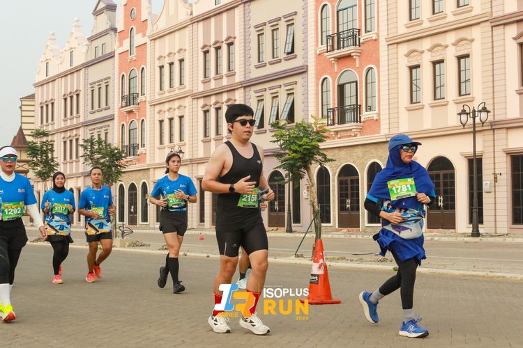 Race photo from ISOPlus Run 2024 Jakarta