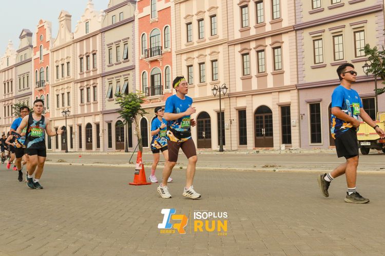 Race photo from ISOPlus Run 2024 Jakarta