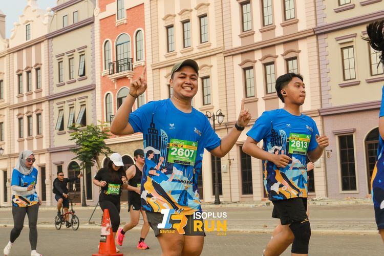 Race photo from ISOPlus Run 2024 Jakarta