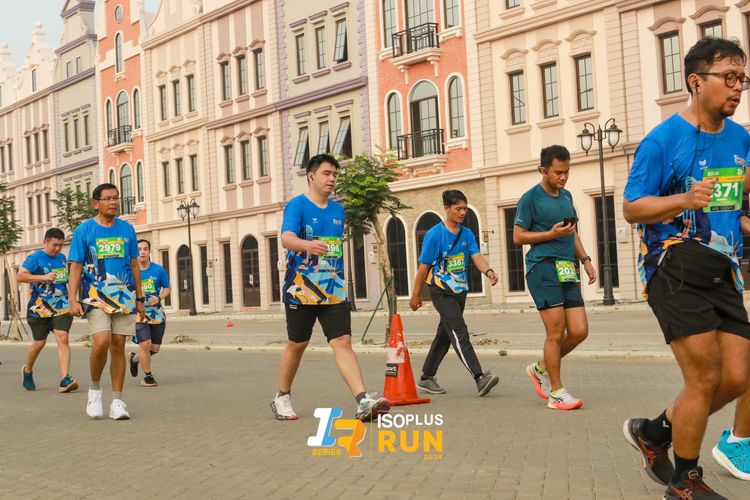 Race photo from ISOPlus Run 2024 Jakarta