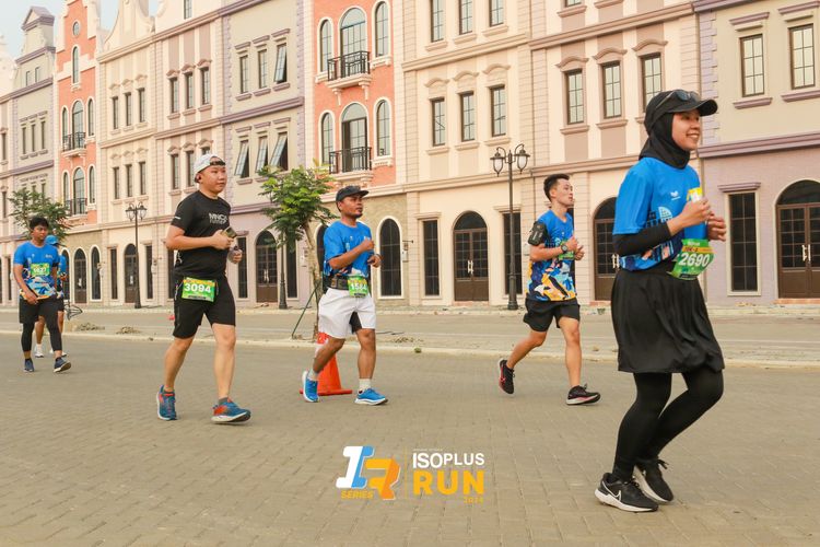 Race photo from ISOPlus Run 2024 Jakarta