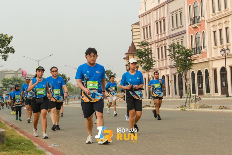 Race photo from ISOPlus Run 2024 Jakarta
