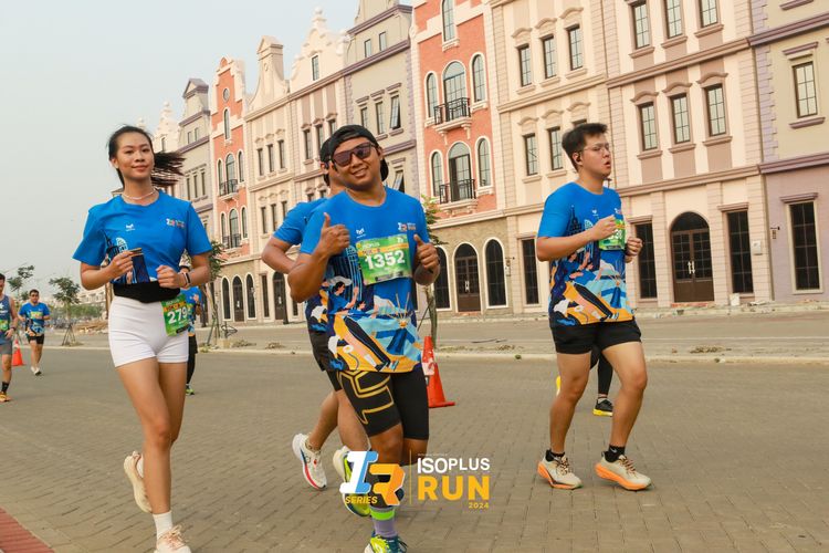 Race photo from ISOPlus Run 2024 Jakarta