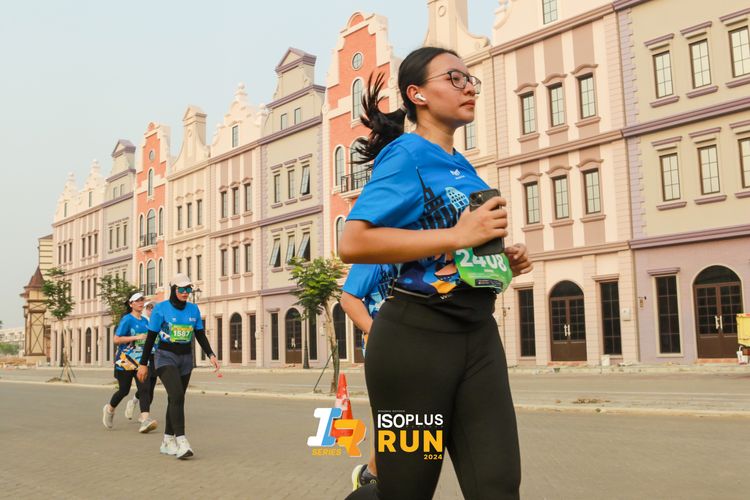 Race photo from ISOPlus Run 2024 Jakarta