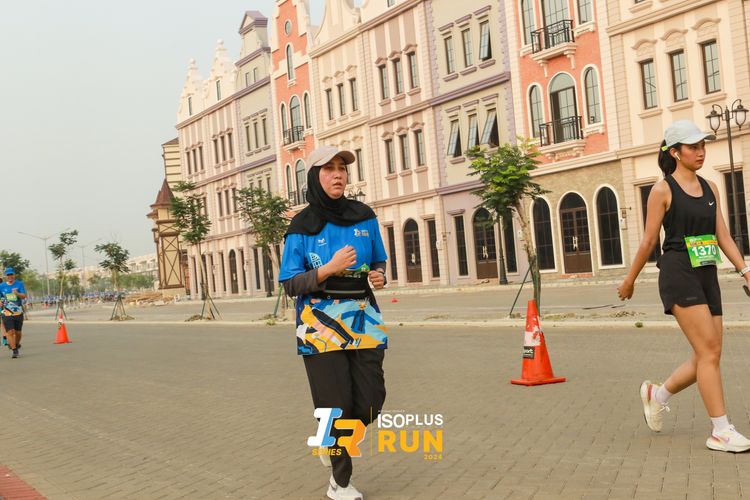 Race photo from ISOPlus Run 2024 Jakarta