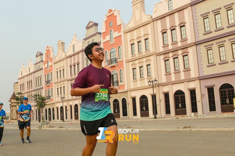 Race photo from ISOPlus Run 2024 Jakarta