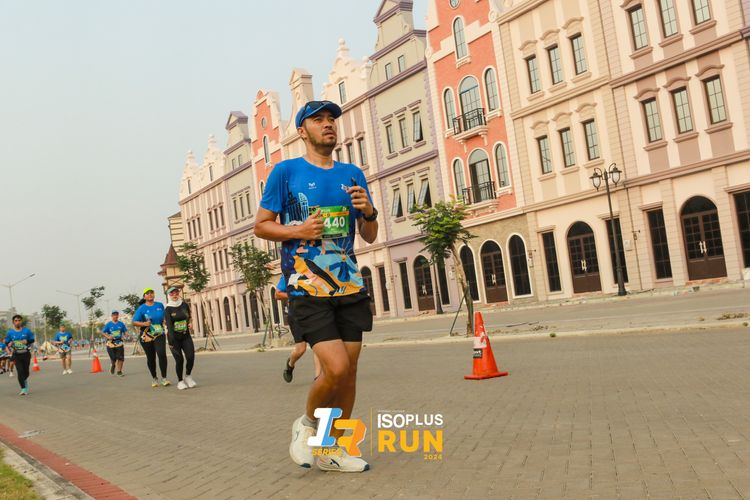Race photo from ISOPlus Run 2024 Jakarta