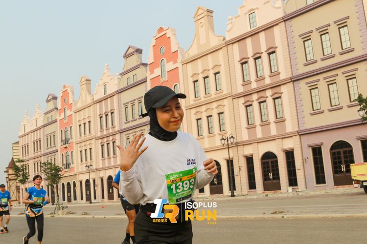 Race photo from ISOPlus Run 2024 Jakarta