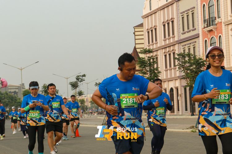 Race photo from ISOPlus Run 2024 Jakarta
