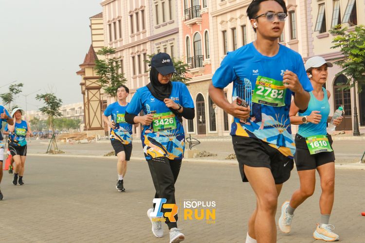 Race photo from ISOPlus Run 2024 Jakarta
