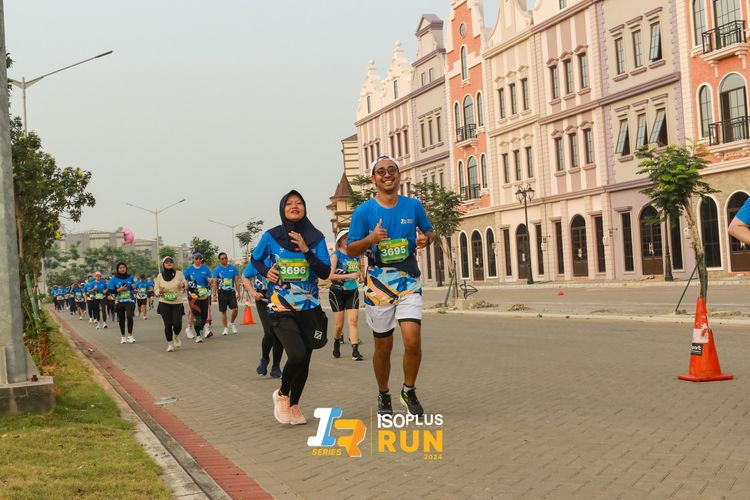 Race photo from ISOPlus Run 2024 Jakarta