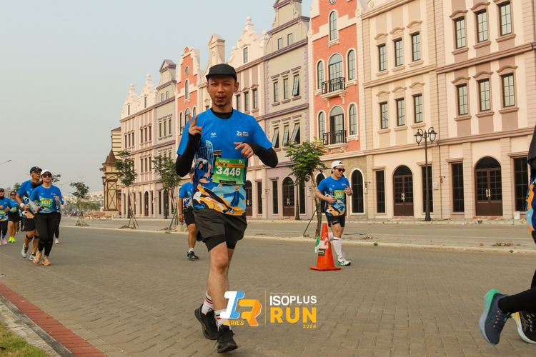 Race photo from ISOPlus Run 2024 Jakarta