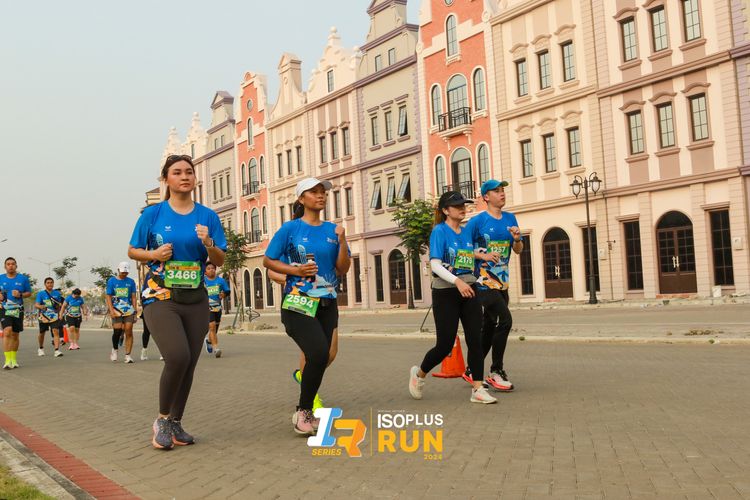 Race photo from ISOPlus Run 2024 Jakarta