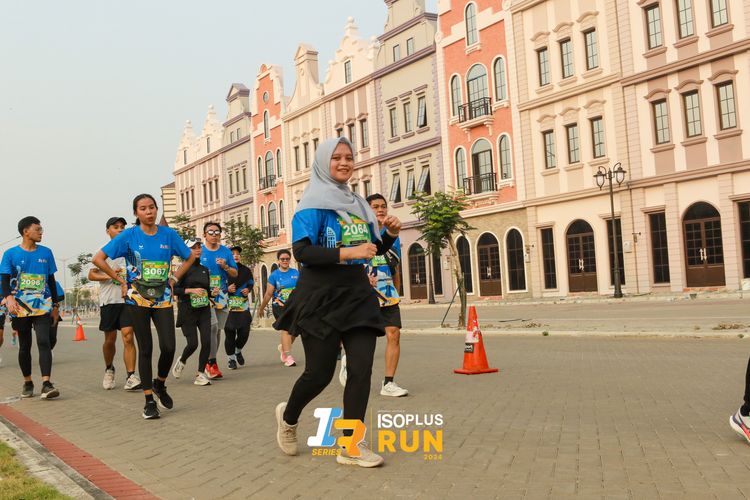 Race photo from ISOPlus Run 2024 Jakarta