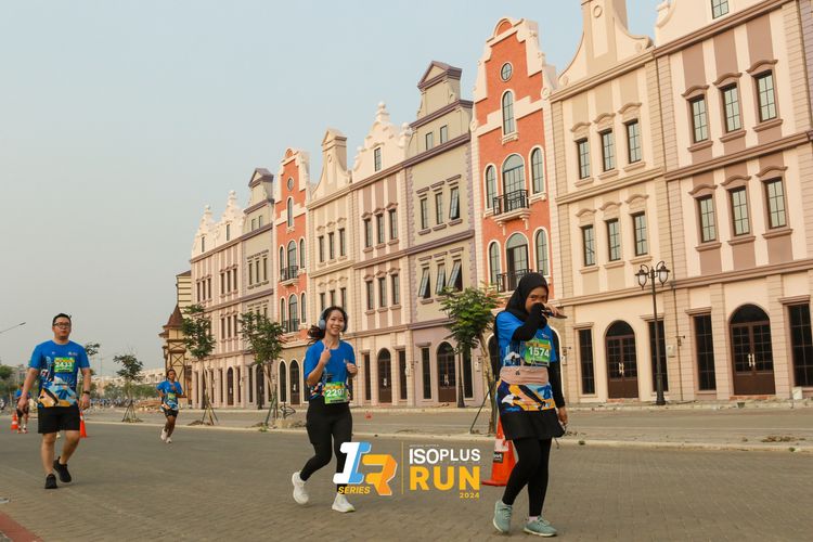 Race photo from ISOPlus Run 2024 Jakarta