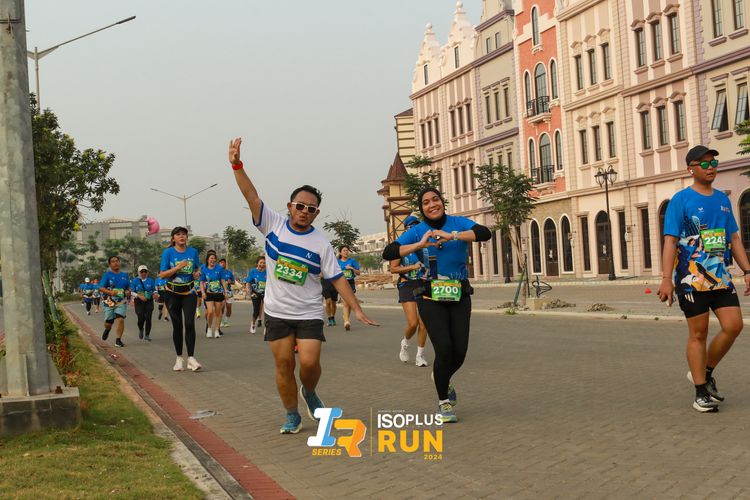 Race photo from ISOPlus Run 2024 Jakarta