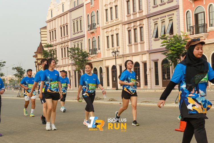 Race photo from ISOPlus Run 2024 Jakarta
