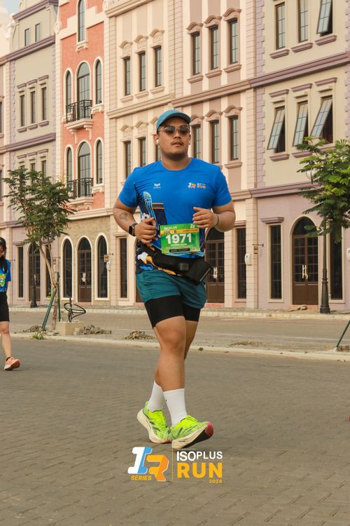 Race photo from ISOPlus Run 2024 Jakarta