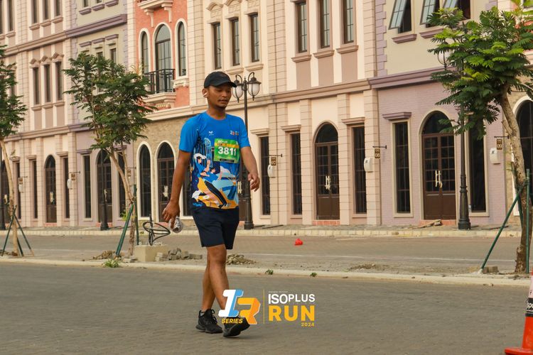 Race photo from ISOPlus Run 2024 Jakarta