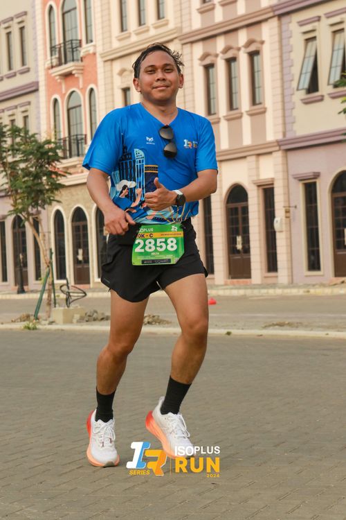 Race photo from ISOPlus Run 2024 Jakarta