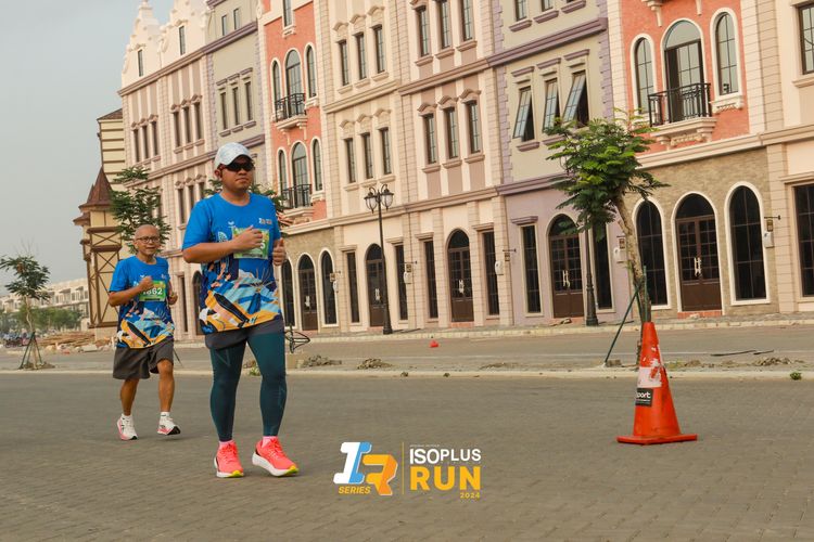 Race photo from ISOPlus Run 2024 Jakarta