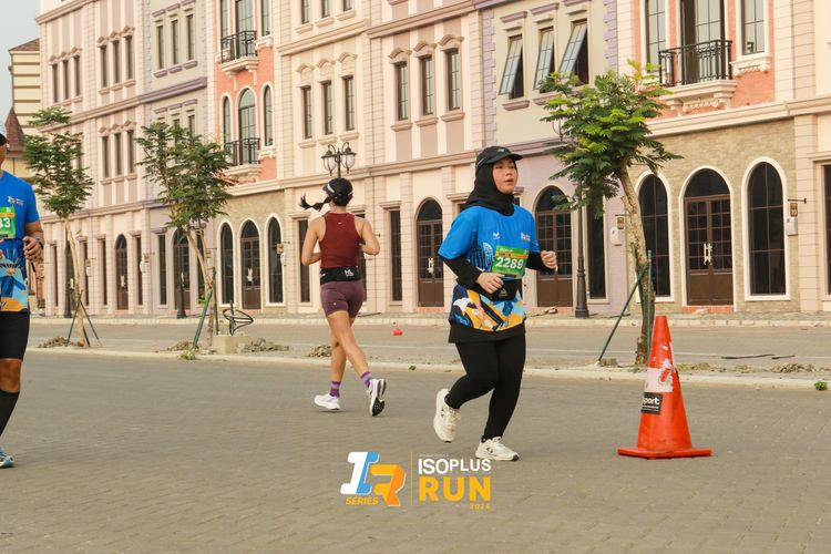 Race photo from ISOPlus Run 2024 Jakarta